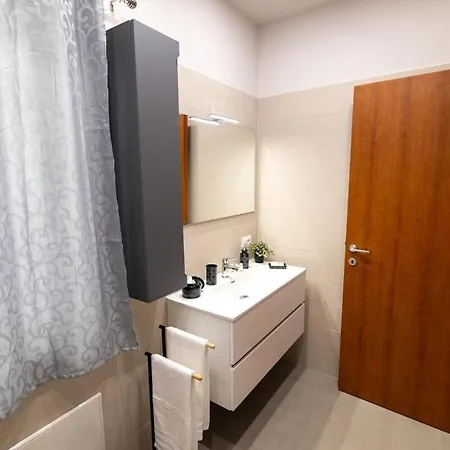 Nuovo Piazza Statuto - Con Wifi E Ac Appartement Asti